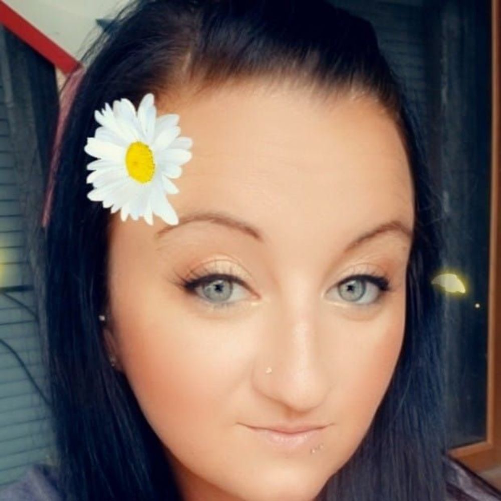 Meet your Posher, Tiffany